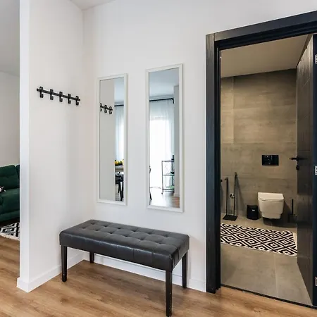 Laura Apartmán *